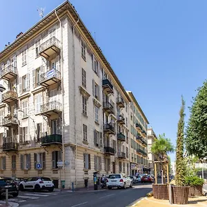 On Dante Street Next To The Sea Appartement