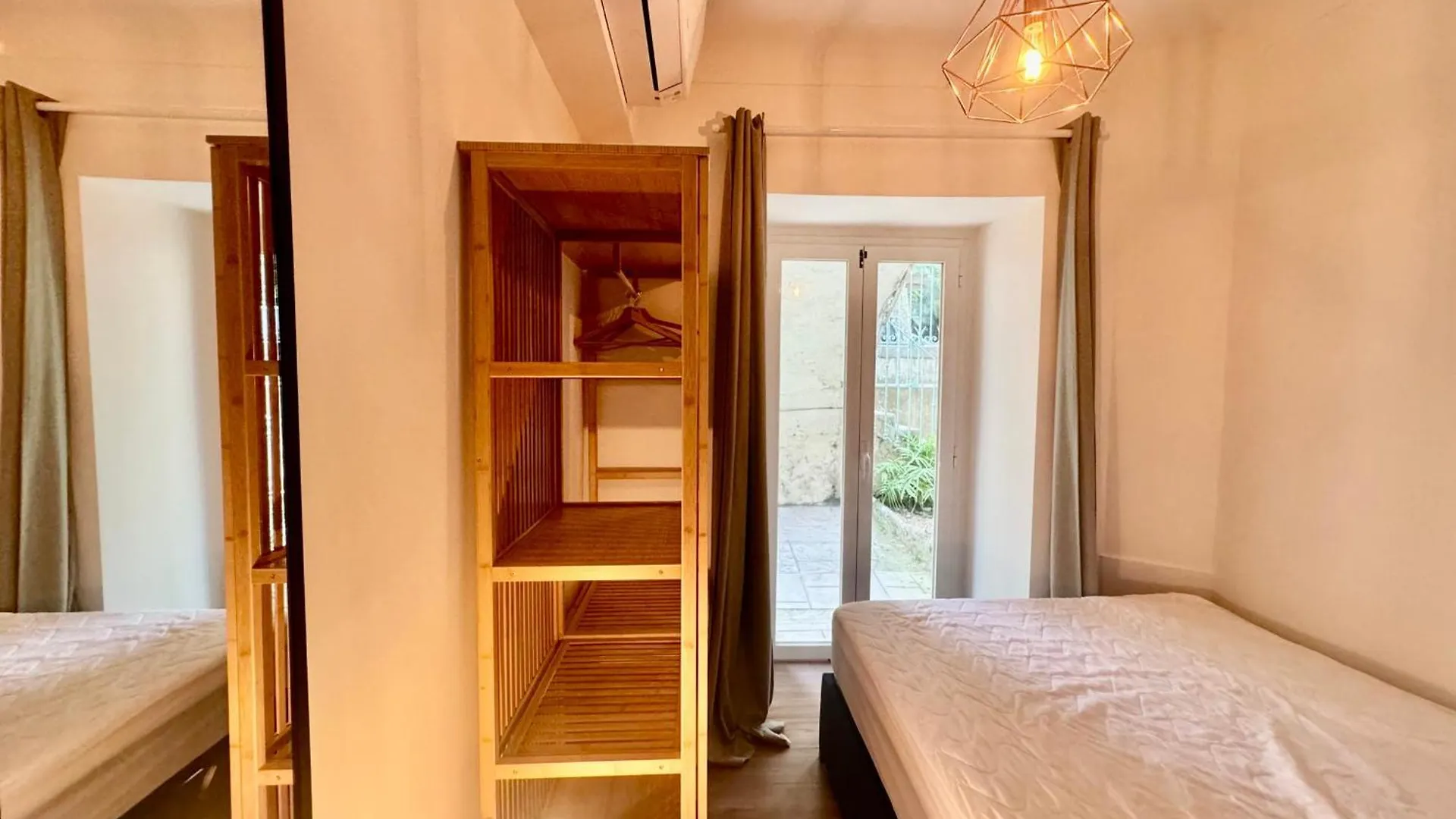 Apartment 2 Pieces Hyper-Centre Carabacel Nice France